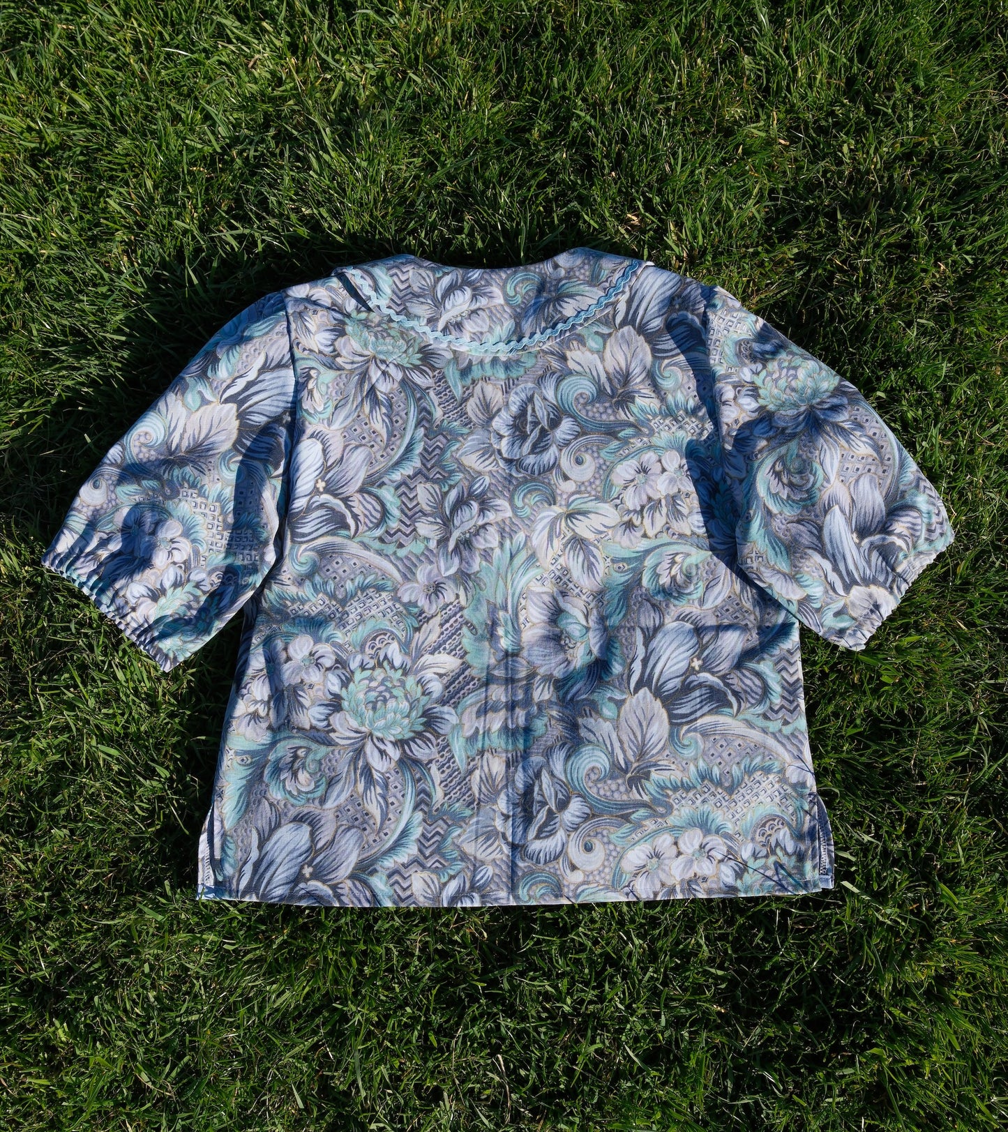 'Iris by the Sea' Tilly Blouse - Size Small / UK 10 / US 6