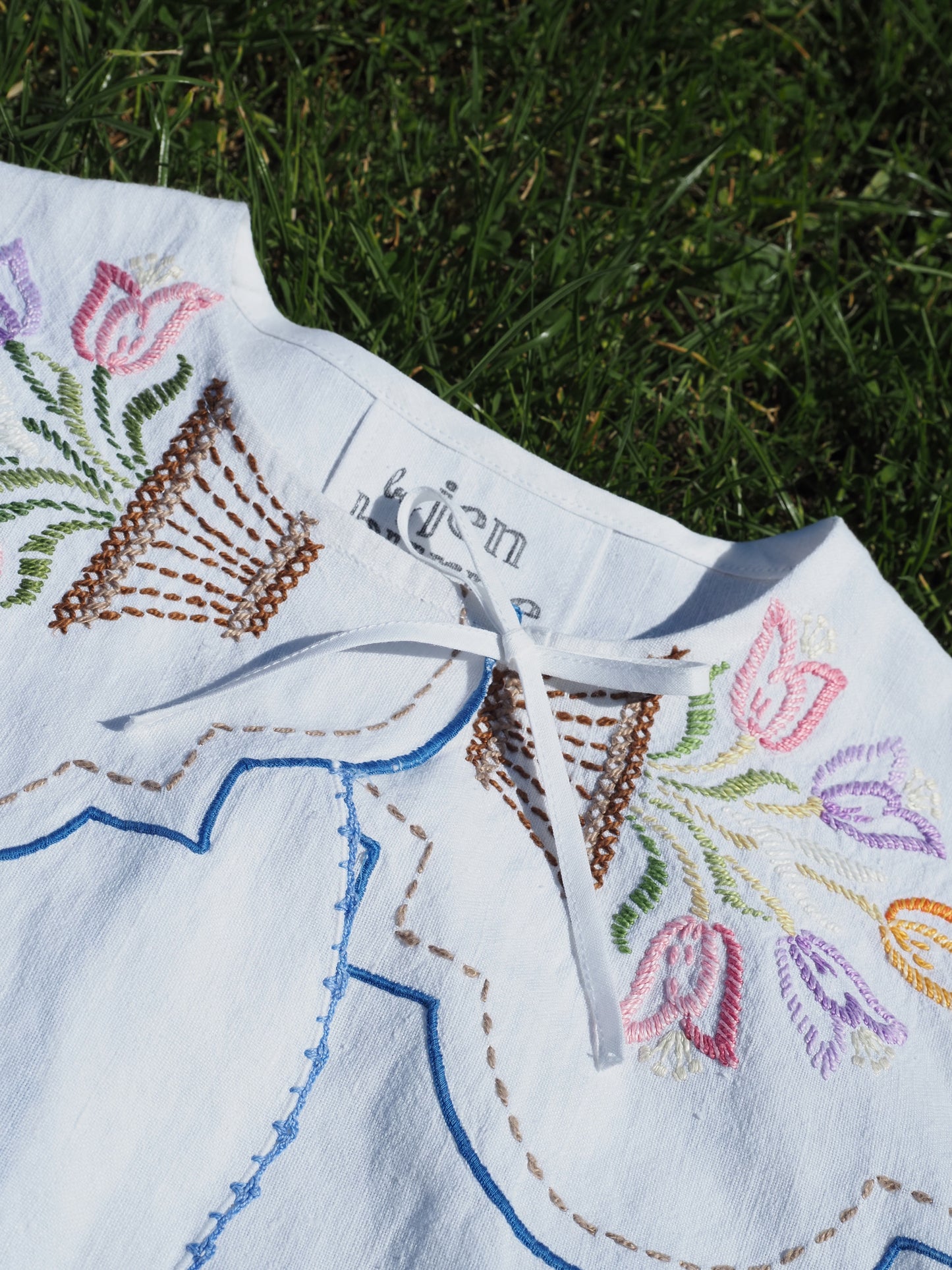 'Grecian Holiday' Danu Blouse - Size Small / UK 10 / US 6