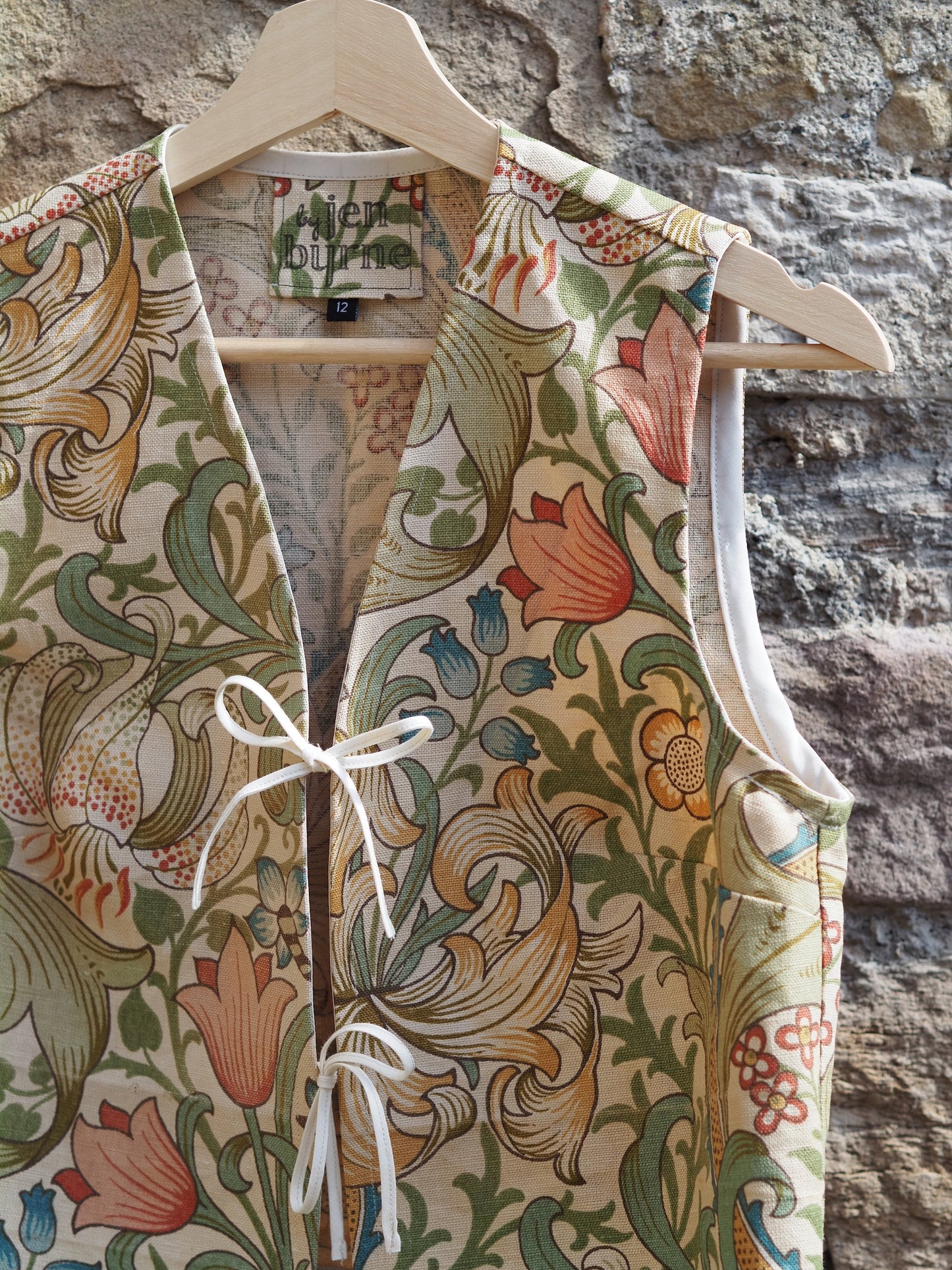 Bluse „Iris by the Sea“ von Tilly – Größe S / UK 10 / US 6