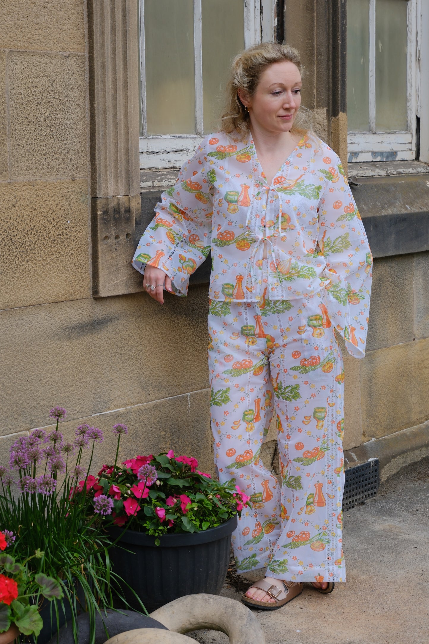'Veggie Salad' Willow Mesh Trousers - Size Small