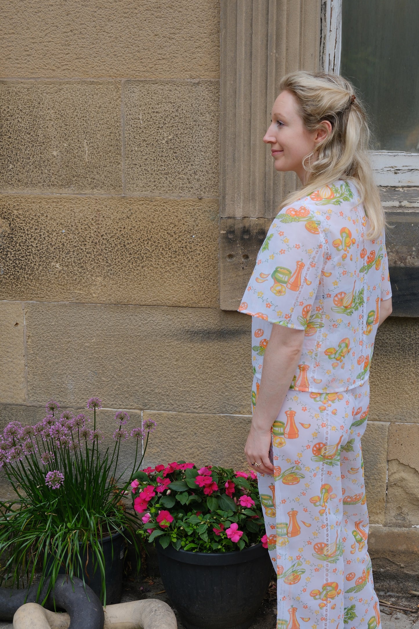 'Veggie Salad' Willow Mesh Trousers - Size Small