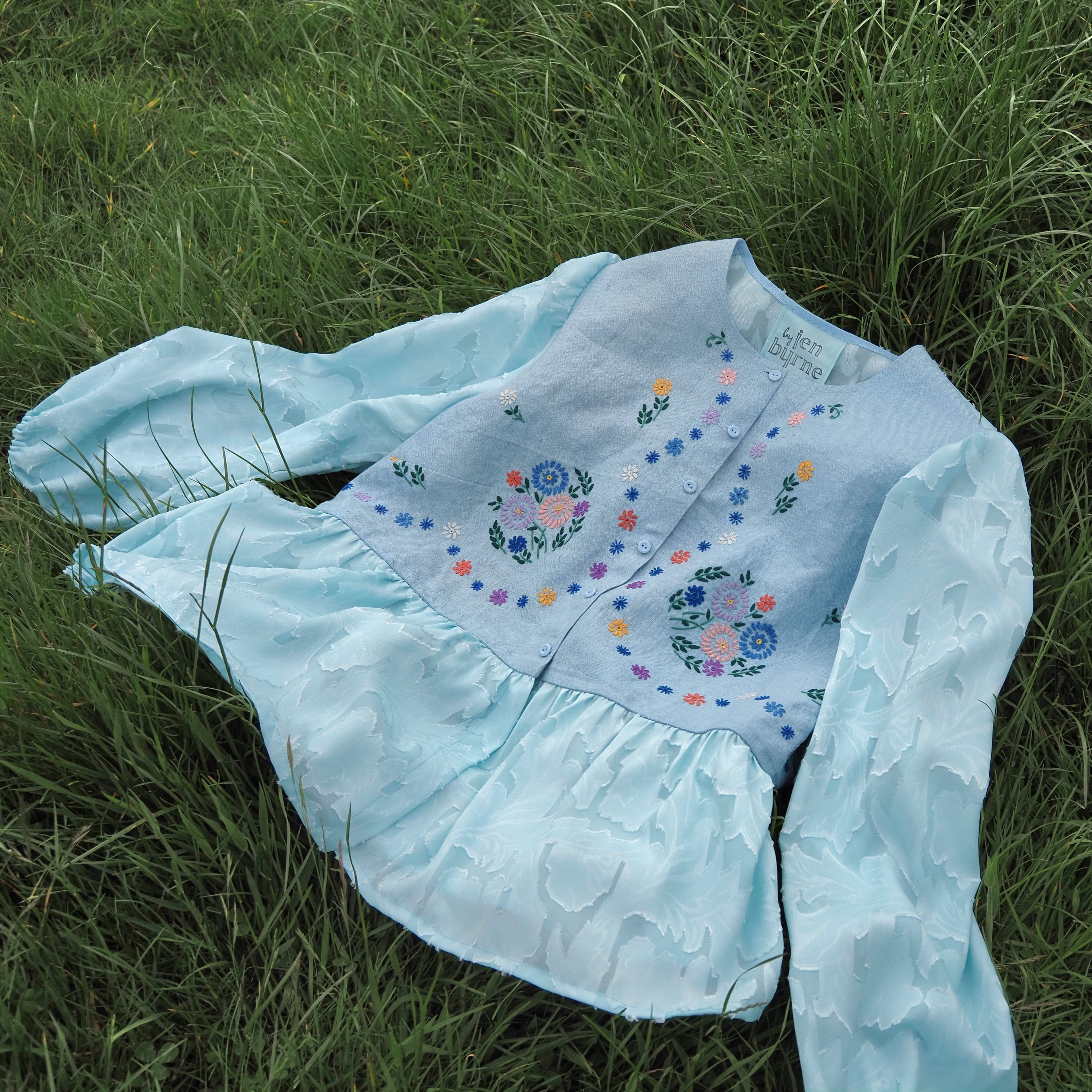 blue embroidered tablecloth blouse with divoré damask chiffon fabric 