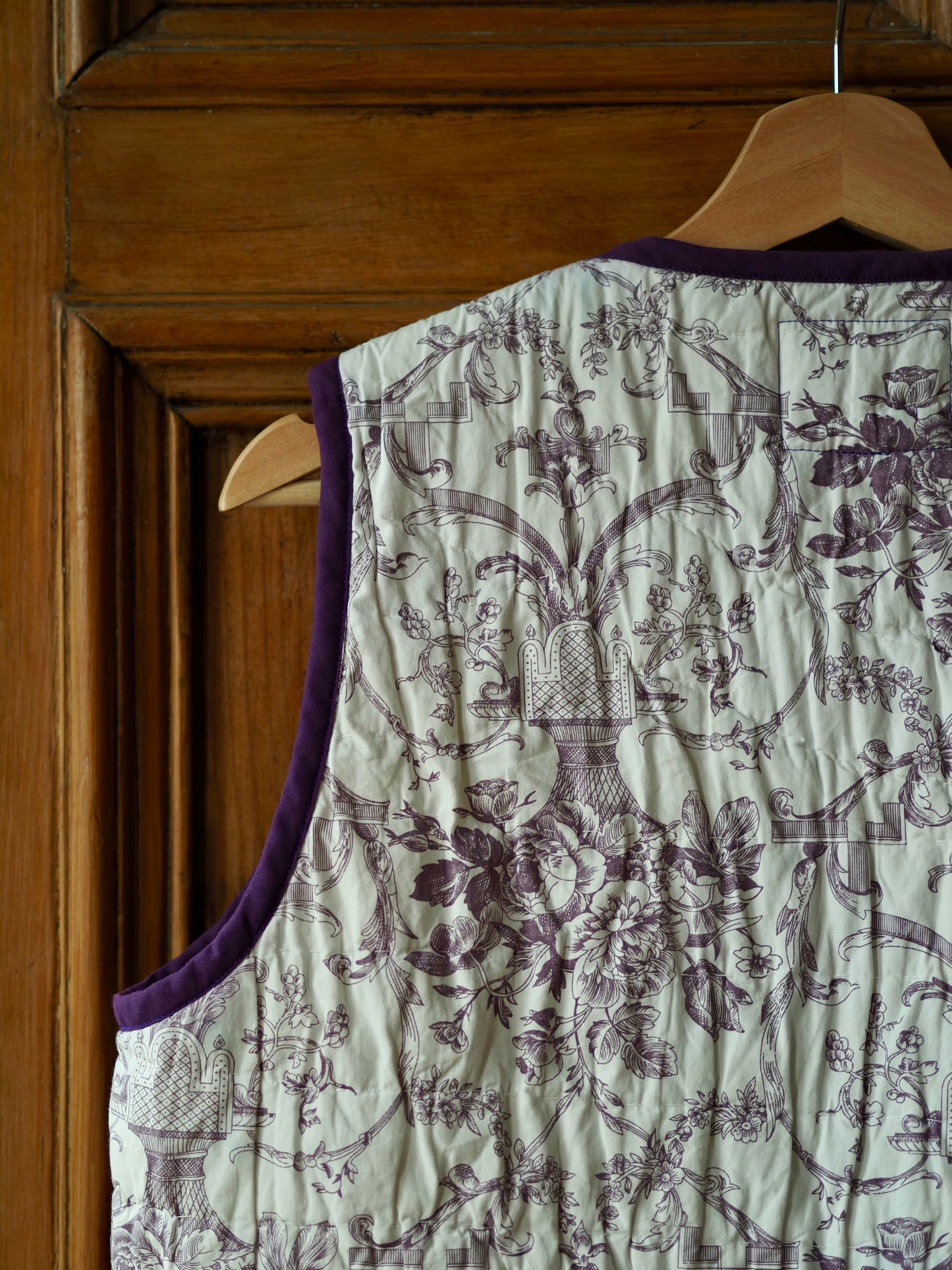 Toile de Jouy Steppweste – Klein (UK 8–10)
