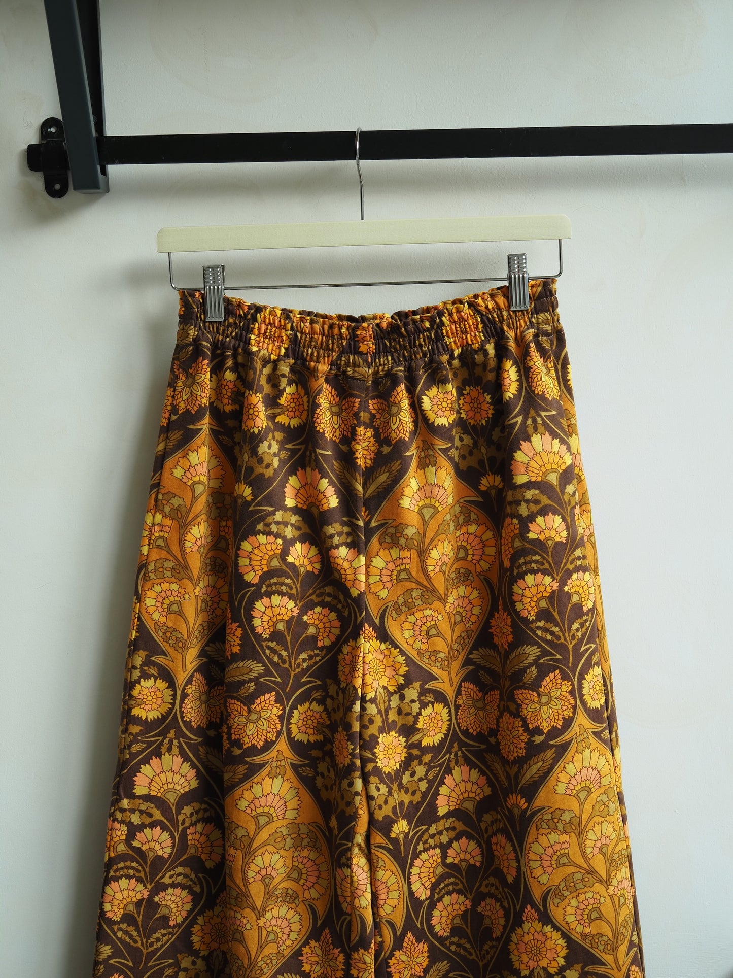 Retro Print 'Willow' Trousers - Size UK 10 / US 6