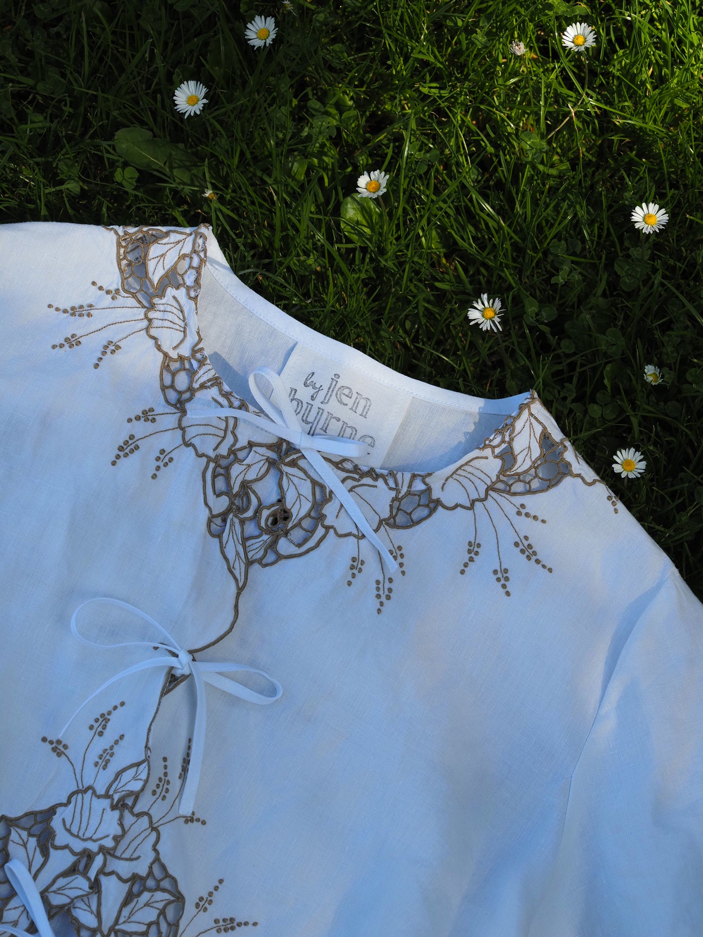 'Shadow Dancer' Danu Tablecloth Blouse - Size UK 16 / US 10